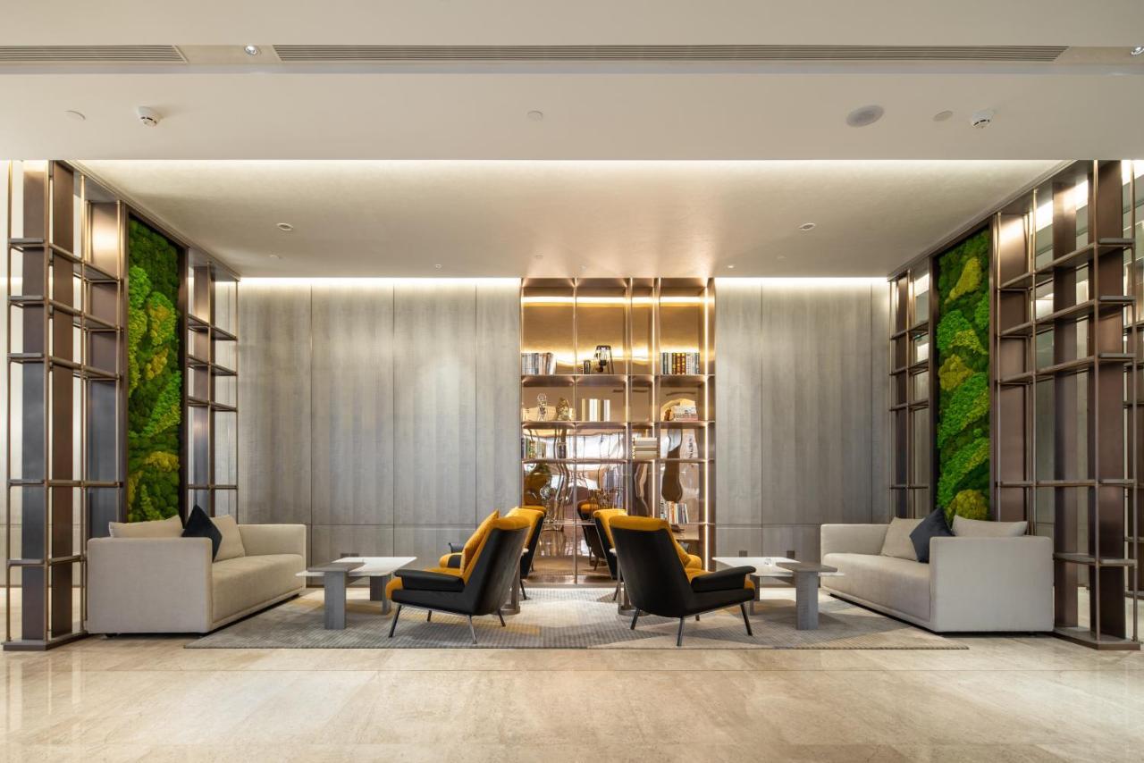 Hyatt Place Linyi People Square Bagian luar foto