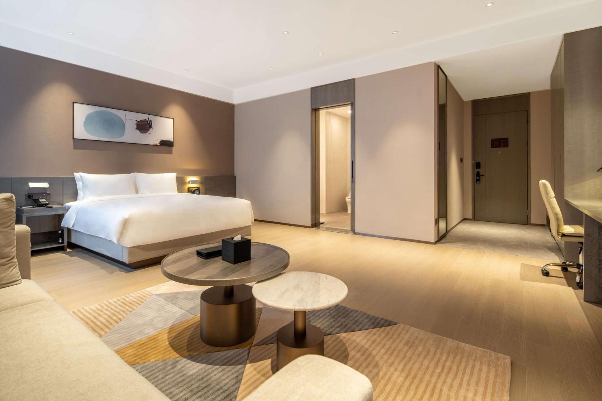 Hyatt Place Linyi People Square Bagian luar foto