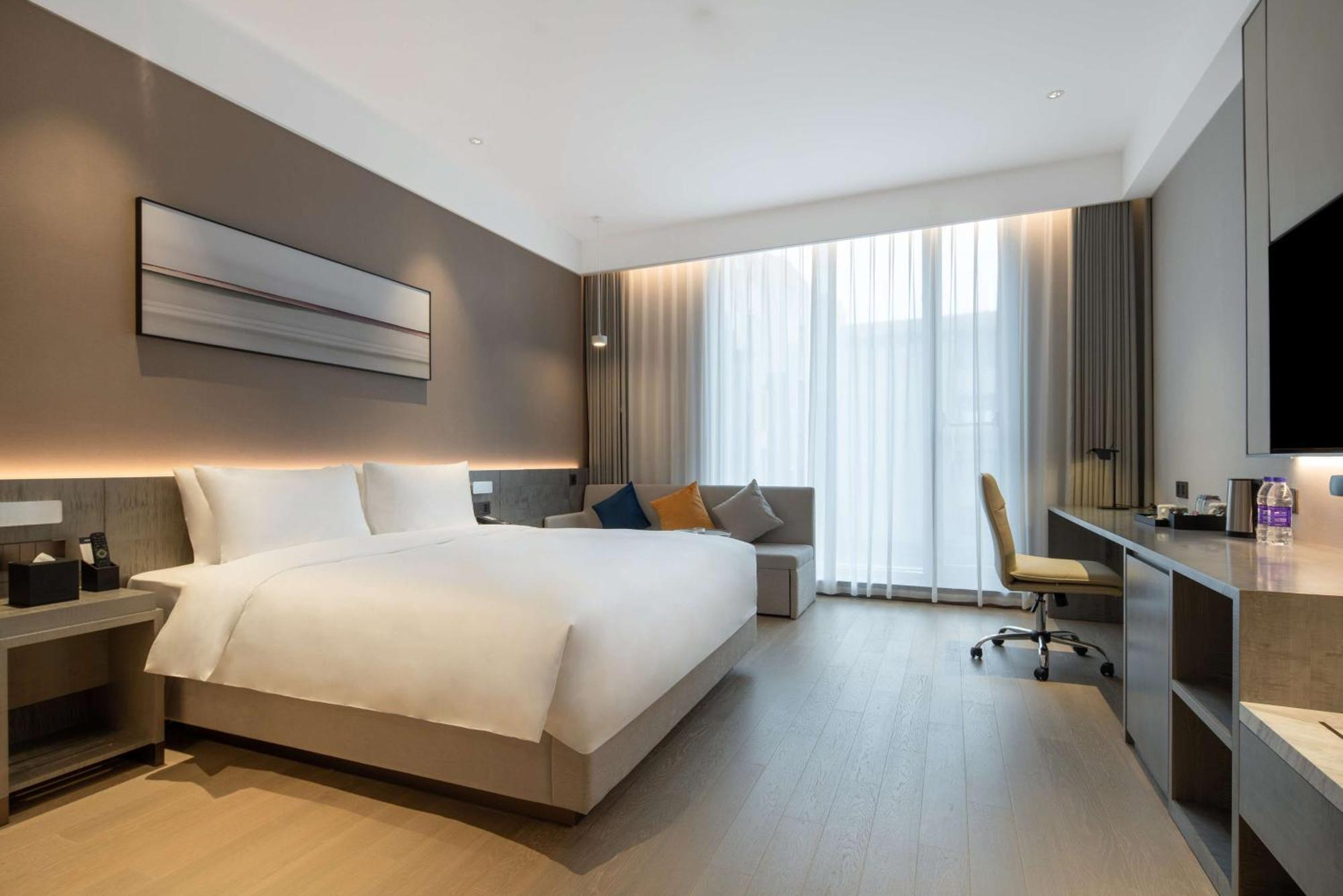 Hyatt Place Linyi People Square Bagian luar foto