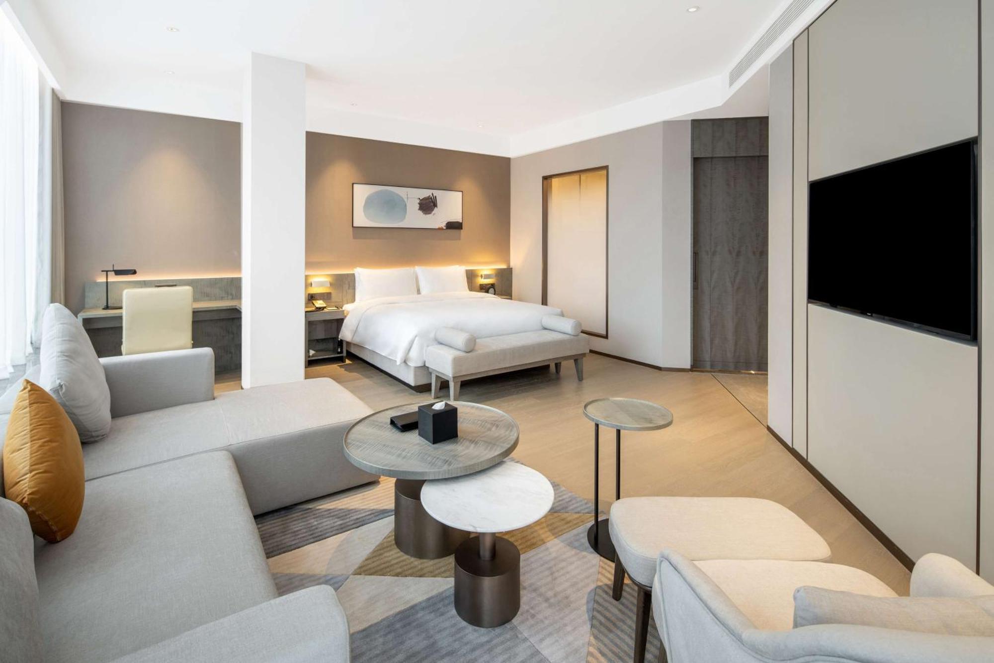 Hyatt Place Linyi People Square Bagian luar foto