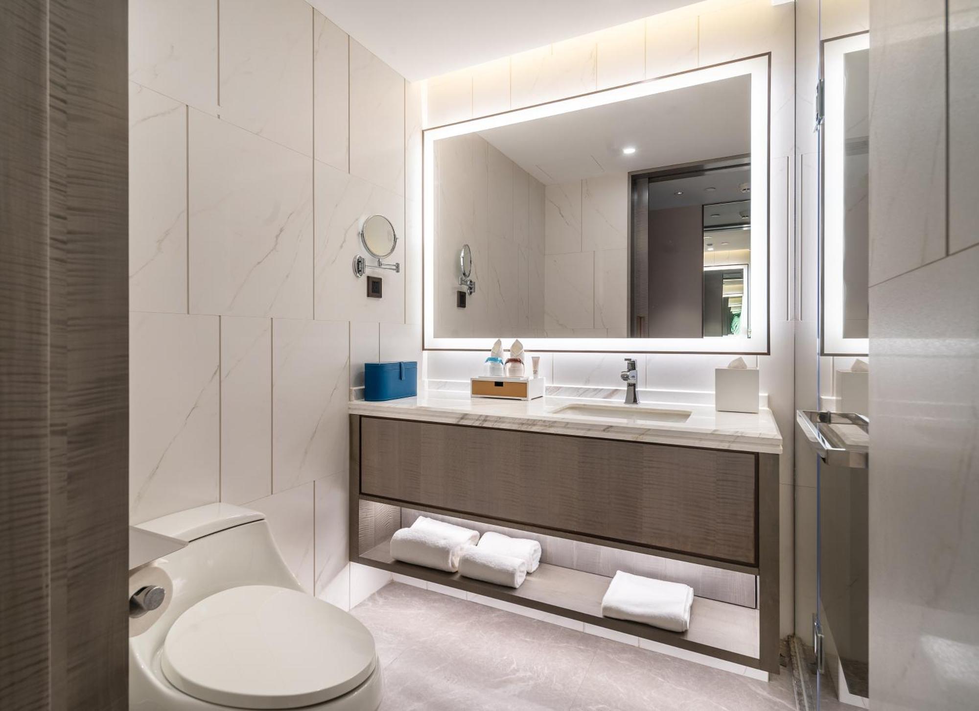 Hyatt Place Linyi People Square Bagian luar foto