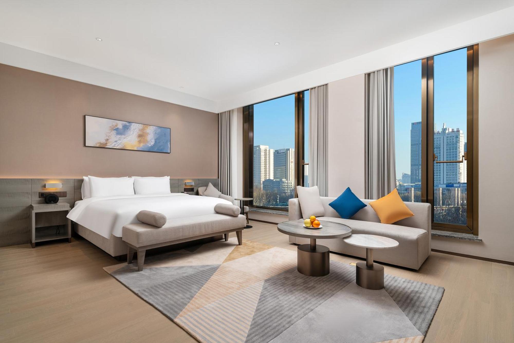 Hyatt Place Linyi People Square Bagian luar foto
