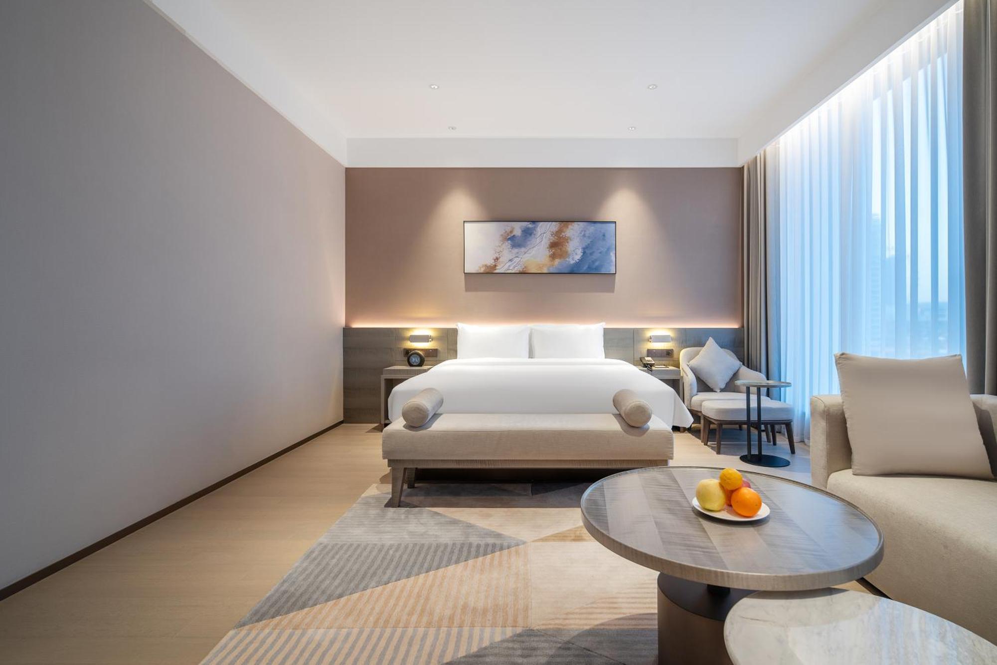 Hyatt Place Linyi People Square Bagian luar foto